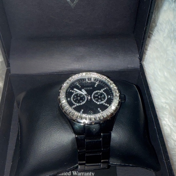 Guess Chill Black SS Swarovski Crystals Watch - Picture 9 of 16